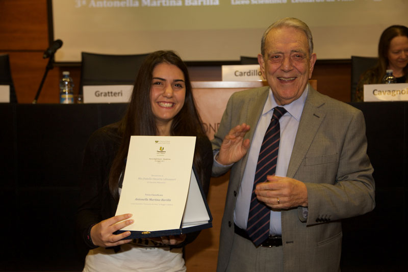 III classificate ex-aequo Antonella Martina Barillà Liceo Scientifico “Leonardo da Vinci” – Reggio Calabria  Sara Faliero Liceo Scientifico “M. Parisi” – Bernalda (MT)